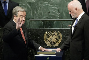 Фотография к новости: Новый генсек ООН принес присягу перед Генассамблеей