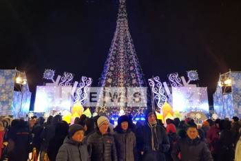 Фотография к новости: Главную ёлку страны зажег аким Астаны Асет Исекешев (ФОТО, ВИДЕО)