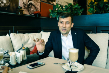 Фотография к новости: Астролог Иманмадинов: Человек может полностью изменить свою судьбу (ФОТО)