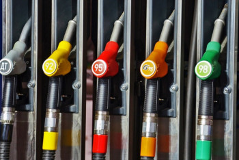 Фотография к новости: В Казахстане подешевел бензин, но подорожало дизтопливо 