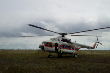 Фотография к новости: Вертолеты и пожарные "потушили" горящую степь в Нур-Султане