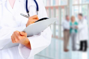 Фотография к новости: Более 100 медспециалистов отстранены от работы в Туркестанской области 