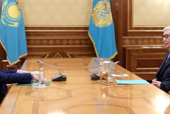 Фотография к новости: Касым-Жомарт Токаев принял председателя Союза писателей