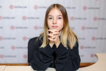 Фотография к новости: Данэлия Тулешова снимется в фильме "Наш милый доктор-2"