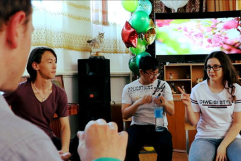 Фотография к новости: Школьники Темиртау раскрывают свои таланты на кинофестивале