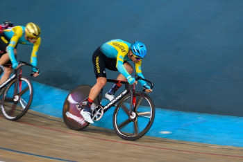 Фотография к новости: Казахстанцы завоевали пять медалей на международном турнире по велотреку