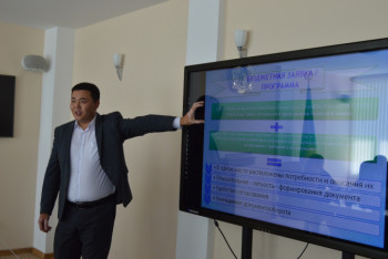 Фотография к новости: В Актобе выбрали лучшие стартап-проекты госслужащих