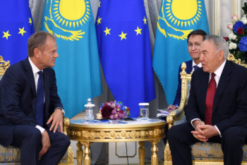 Фотография к новости: Елбасы встретился с председателем Европейского совета Дональдом Туском