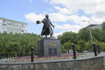 Фотография к новости: 220-летие Пушкина отметили в Нур-Султане