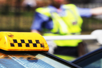 Фотография к новости: Как выведут "из тени" нелегальных перевозчиков, рассказали в МИИР РК 