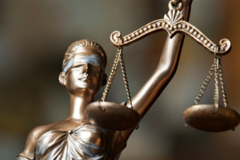 Фотография к новости: НЕ БРАТЬ! За установку терминалов в акиматах задержаны акимы в Туркестанской области