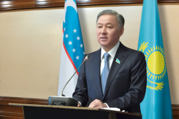 Фотография к новости: Нурлан Нигматулин находится в Узбекистане с официальным визитом 