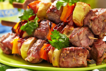 Фотография к новости: О пользе и вреде шашлыка рассказали медики