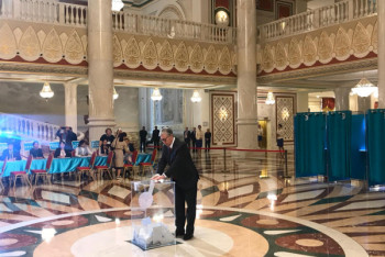 Фотография к новости: Как голосуют кандидаты в Президенты РК