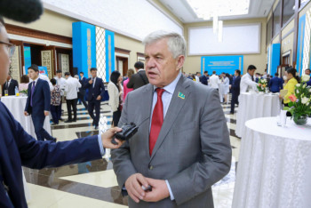 Фотография к новости: Божко: Программа Токаева нацелена на поддержание мира и согласия