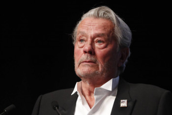 Фотография к новости: Ален Делон госпитализирован во Франции