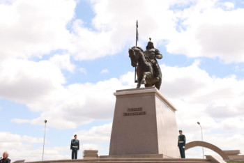 Фотография к новости: Памятник Бокенбай батыру открыли в Актобе