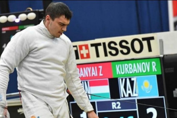 Фотография к новости: Руслан Курбанов стал бронзовым призёром чемпионата Азии по фехтованию