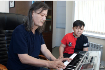 Фотография к новости: Ержан Максим представит новые песни на сольном концерте в Нур-Султане