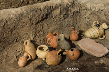 Фотография к новости: Царские сокровища раскопали археологи в Иордании 