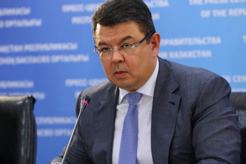 Фотография к новости: Если население скажет "нет", то никто АЭС строить не будет - Бозумбаев