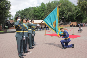 Фотография к новости: Молодые лейтенанты пополнили офицерский корпус Казахстана