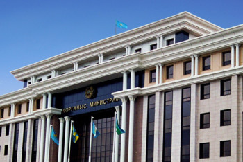 Фотография к новости: Около 1800 военных ликвидируют последствия взрывов в Арыси