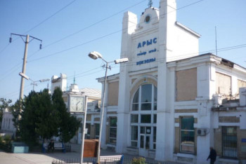 Фотография к новости: Депутаты выехали в Туркестанскую область для встречи с населением Арыси