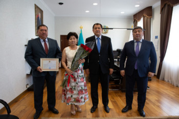 Фотография к новости: Доцент Атырауского университета рассказала, как помогала рожать убегавшей из Арыси женщине