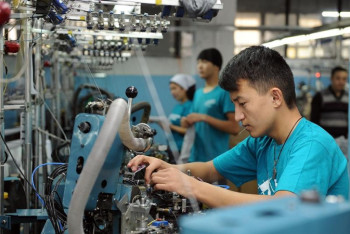 Фотография к новости: 46 тысяч казахстанцев обучат востребованным специальностям по программе "Енбек"