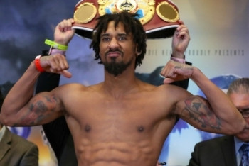 Фотография к новости: Чемпион мира бросил вызов "Канело" и Головкину