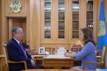 Фотография к новости: Токаев принял спикера Сената