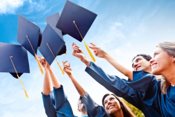 Фотография к новости: Заявления на получение грантов начнут принимать с 13 июля 