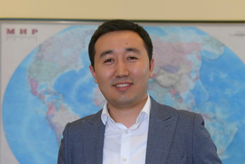 Фотография к новости: Советником главы МОН РК стал Ерболат Мухамеджан