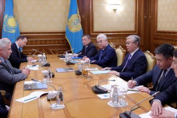 Фотография к новости: Токаев принял генерального директора Valmont Industries