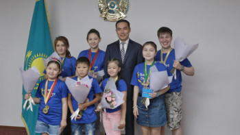 Фотография к новости: Маленьких победителей международных игр наградили в Нур-Султане