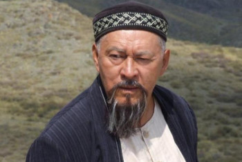 Фотография к новости: Сыгравший отца Абая казахстанский актёр поддержал челлендж #abai175