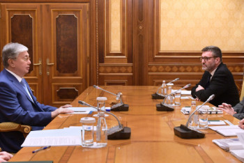 Фотография к новости:  Токаев встретился с вице-президентом Всемирного банка 