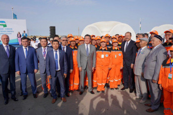 Фотография к новости: Аскар Мамин и премьер Узбекистана открыли автодорогу Бейнеу – Акжигит – граница Узбекистана