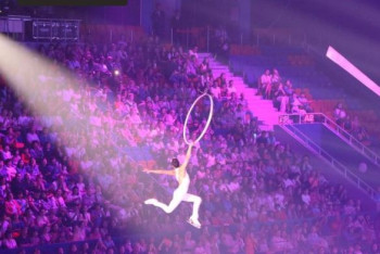 Фотография к новости: Ледовое шоу "Друзья Дениса" прошло в Алматы