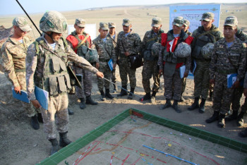 Фотография к новости: В Вооруженных Силах Казахстана проводятся тактические учения с ротно-тактическими группами