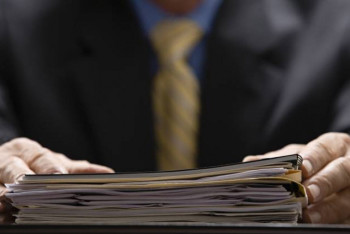 Фотография к новости: Аймагамбетов поручил разобраться с невыплатой отпускных сотрудникам в сфере образования Туркестанской области