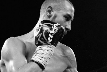 Фотография к новости: В США российский боксер умер от травм после боя