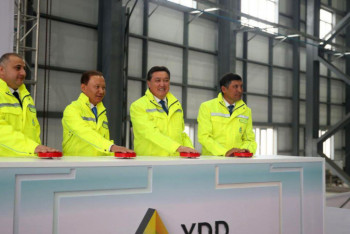 Фотография к новости: Ерлан Нигматулин: Карагандинский ферросплавный завод – успешный пример привлечения иностранных инвестиций