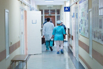 Фотография к новости: В Минздраве разъяснили, почему медики не могут поступить в резидентуру