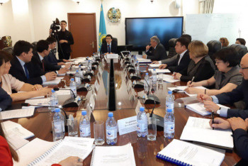 Фотография к новости: В каких сферах больше грантов, рассказали в МОН РК