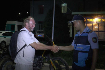 Фотография к новости: В Алматы у путешественника из Германии украли мотоцикл, на котором он объехал полконтинента 