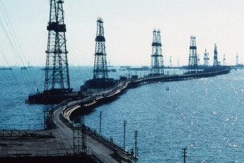 Фотография к новости: Нефть дорожает в ожидании снижения процентной ставки ФРС