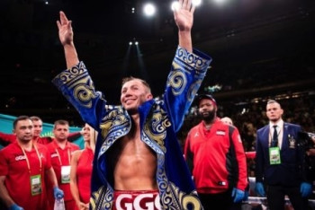 Фотография к новости: Назван соперник Головкина после поединка с Деревянченко