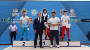 Фотография к новости: Установлен новый рекорд Казахстана по тяжелой атлетике